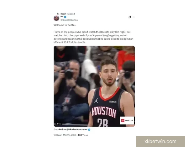 美媒曝杜兰特不喜申京 申京教球KD反感认为脑子不正常